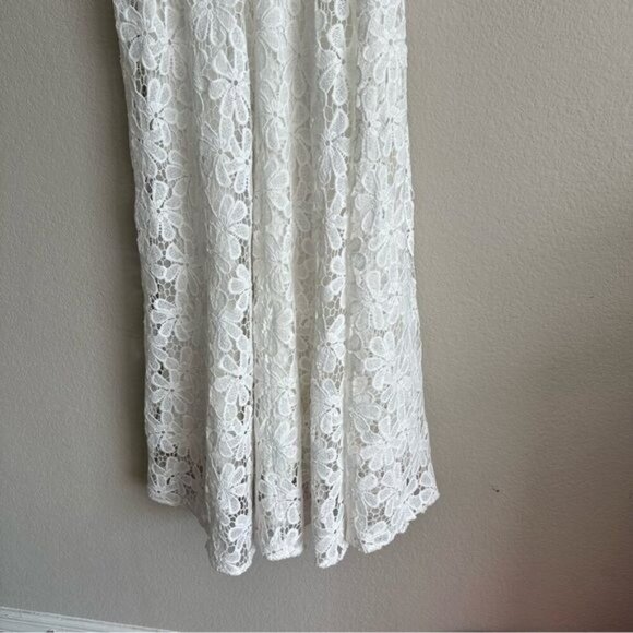 Buddy Love KENNY SMOCKED BACK MAXI DRESS - WHITE Size Small - Picture 6 of 16